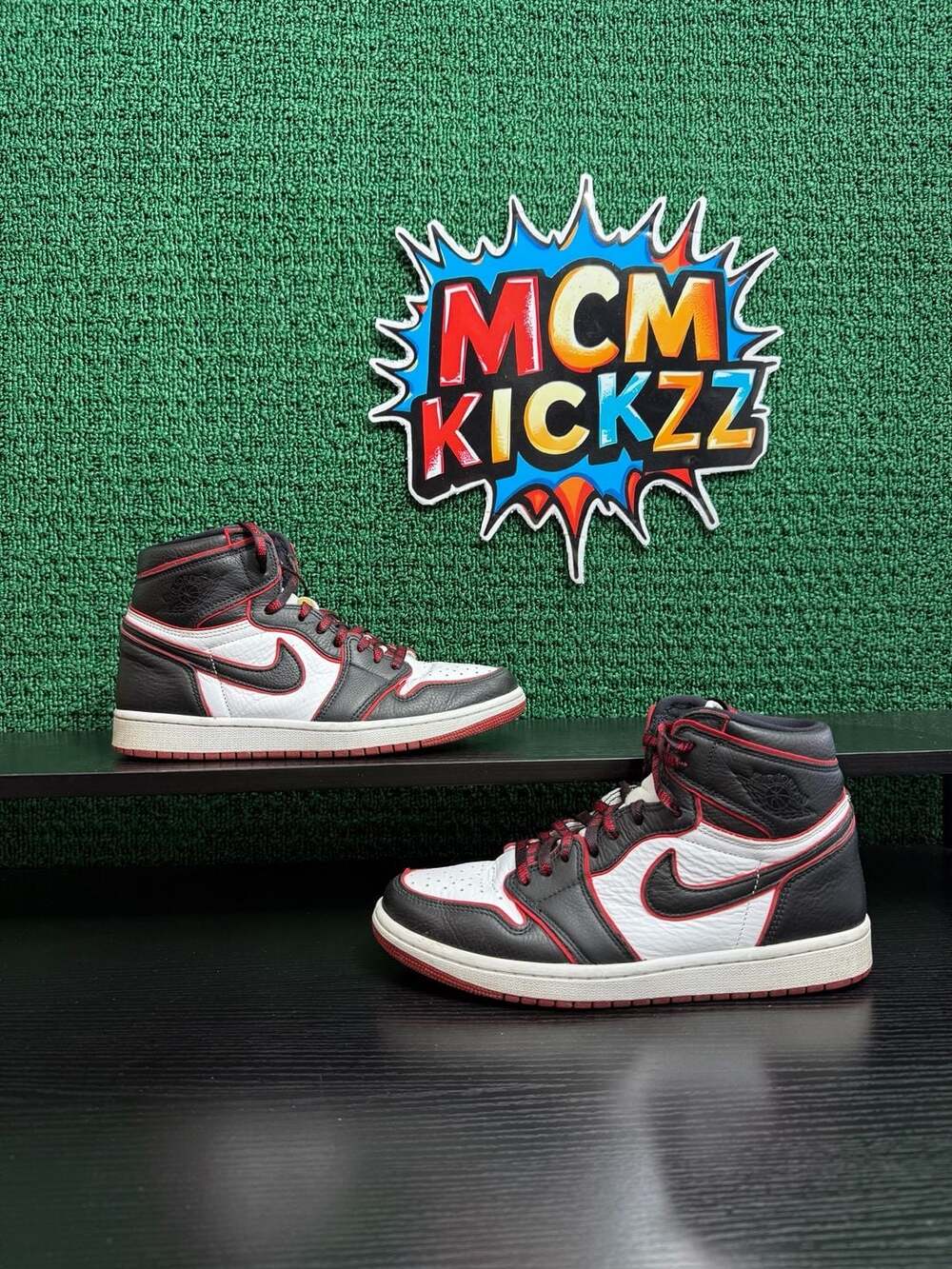 Nike Air Jordan 1 Retro High OG Bloodline